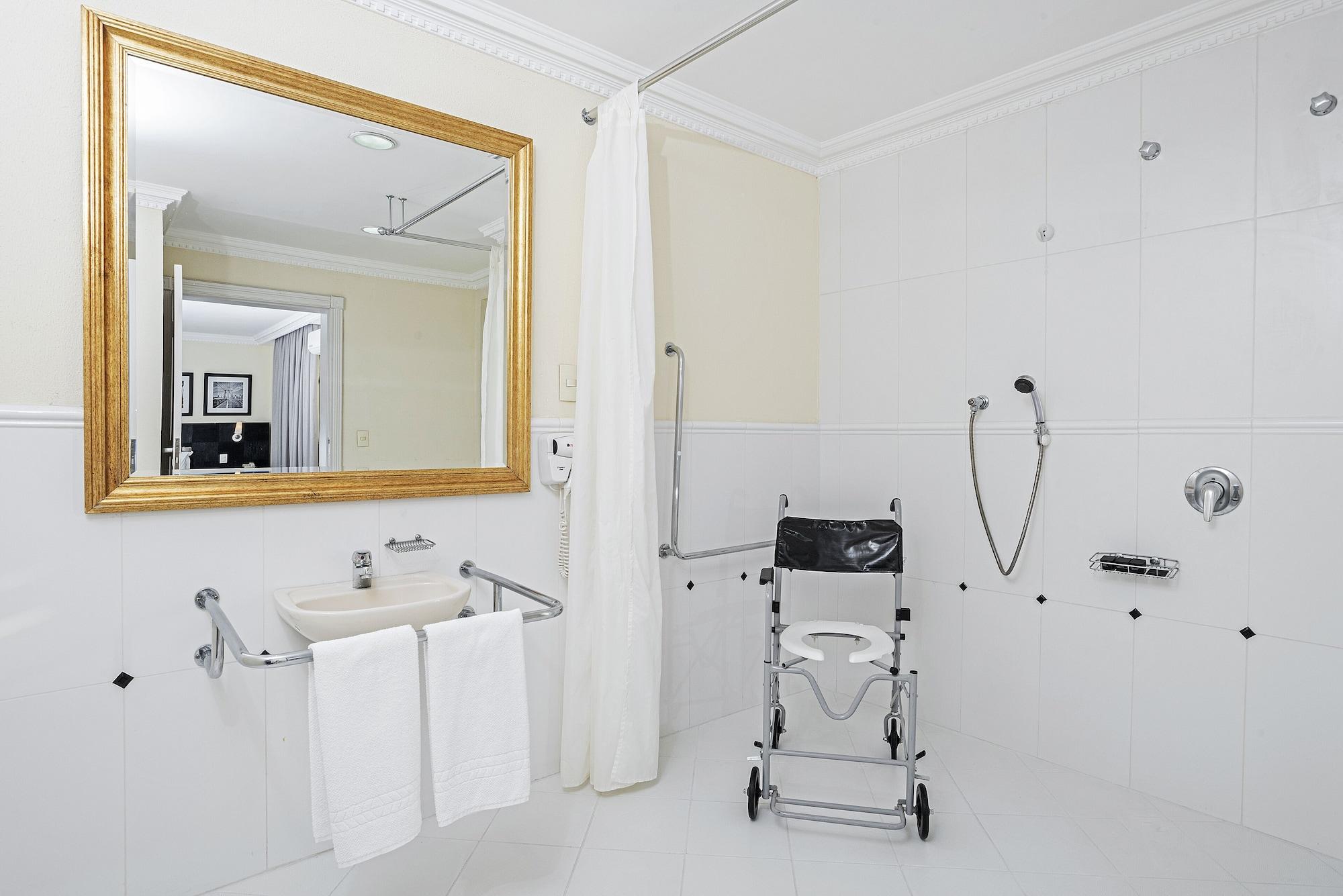 Rockefeller By Slaviero Hotel 4*